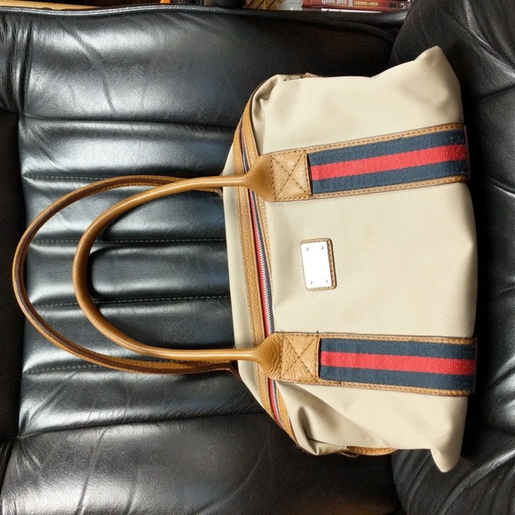 Michael Kors Bag - Picture 2 of 14